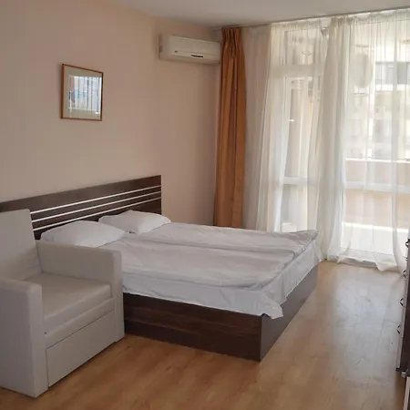 Luxor Aparthotel 3*